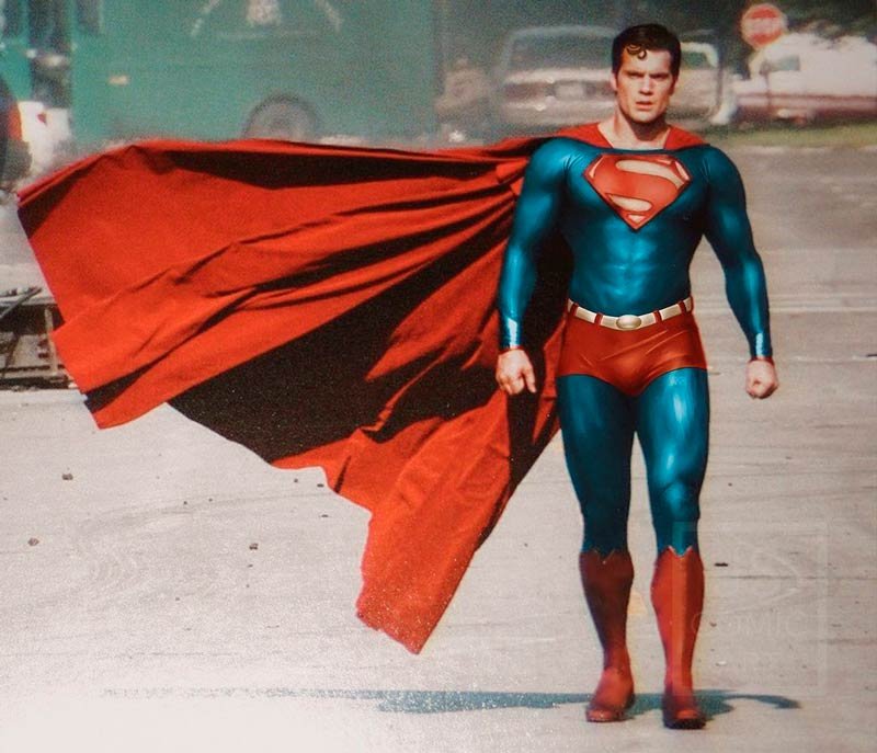 O-Uniforme-Classico-do-Superman